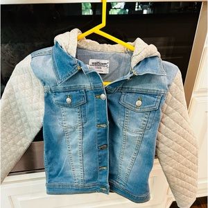 Jean jacket with hood